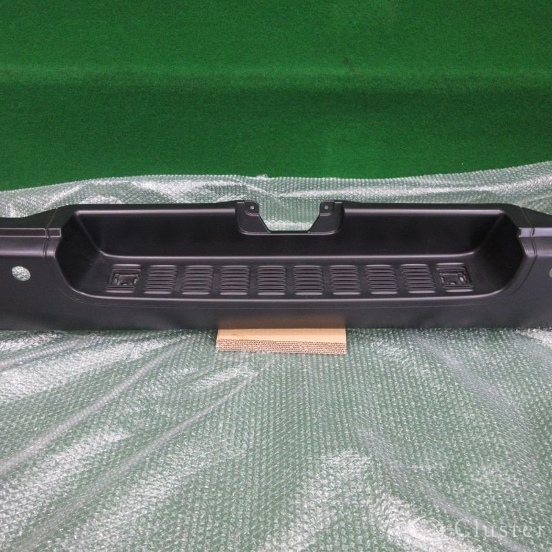 ハイエース/レジアスエース 200系 標準/ナロー 純正 リアバンパー 52159-26300 素地 ソナー穴:有 新車外し★_画像5