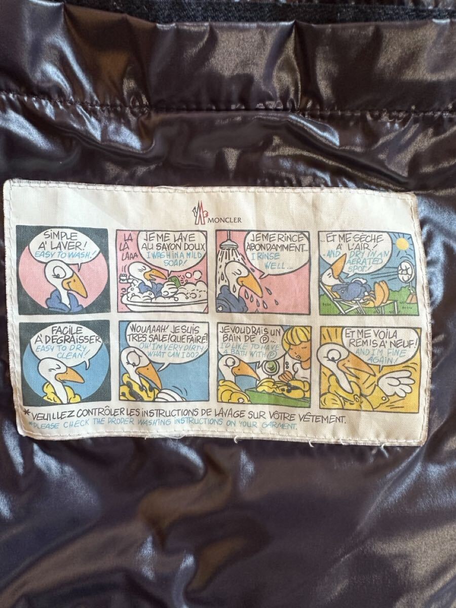 クリーニング済【MONCLER モンクレール】CHEVAL ダウンベスト サイズ２ 黒に近い紺_画像9