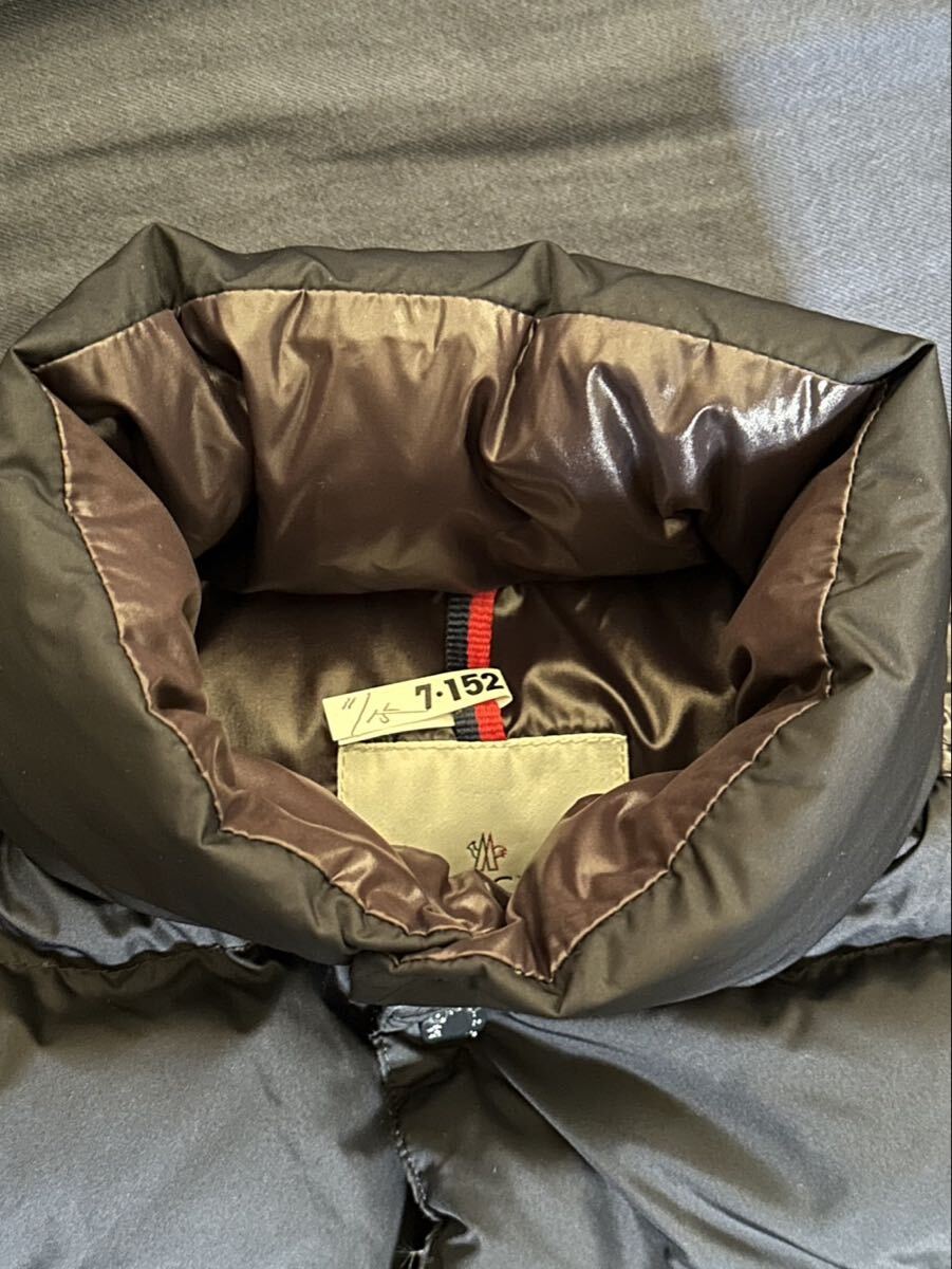 クリーニング済【MONCLER モンクレール】CHEVAL ダウンベスト サイズ２ 黒に近い紺_画像4