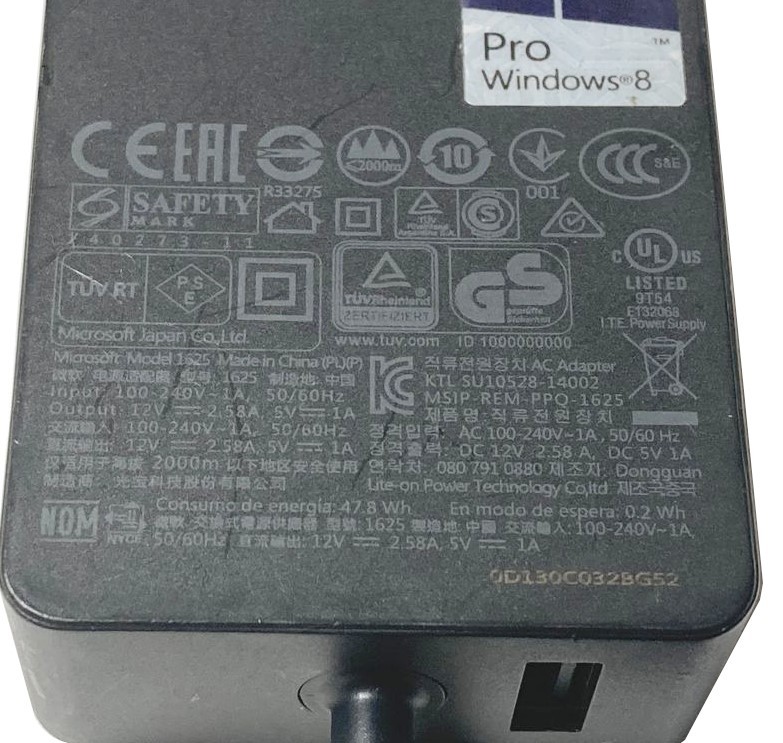【中古パーツ】Microsoft Surface用 12V 2.58A/5V 1A 36W ACアダプタ/Surface Pro 3/Surface Pro 4/Surface Book ■Microsoft 1625 _画像2
