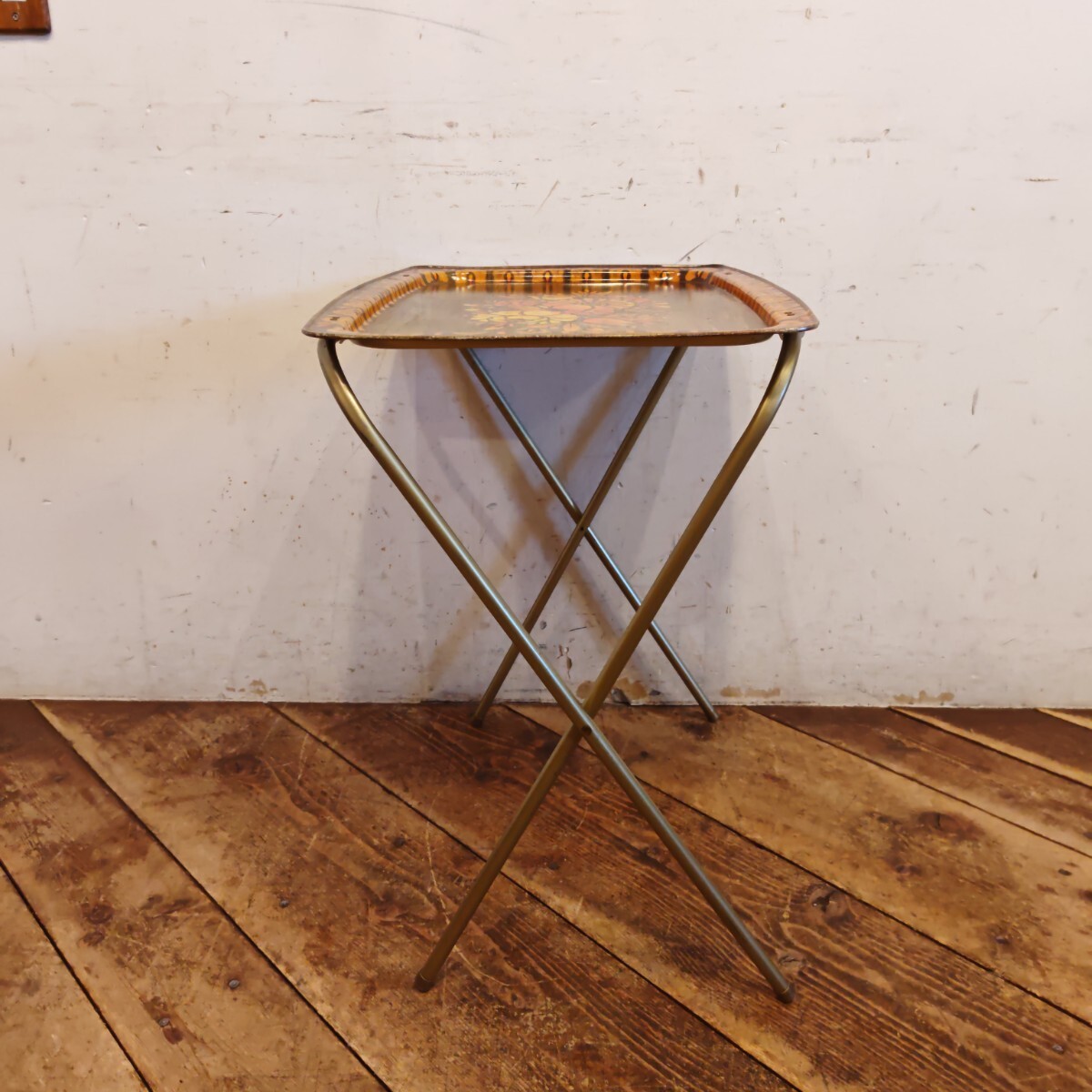 USビンテージ フォールディングテーブル トレイ A/アメリカ ミッドセンチュリー レトロ 折りたたみテーブル サイドテーブル 花台_画像4