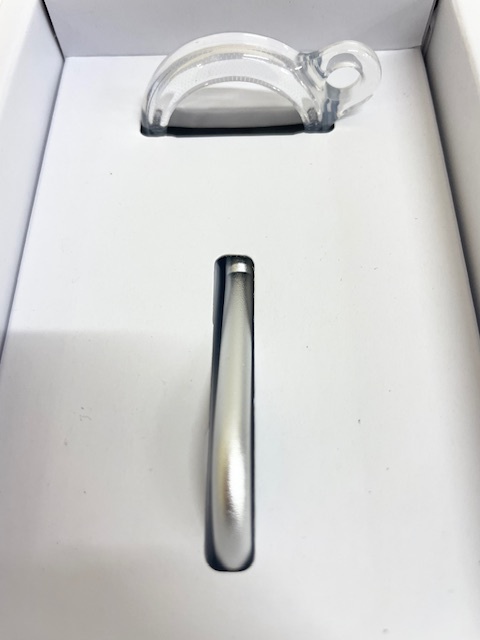 AirTag　４Pack　未開封品　Tech21　タグケース　１個　未使用品◆3579_画像7