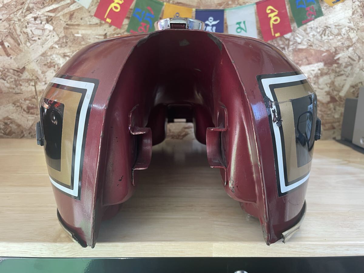 ★ CB750four タンク　サイドカバー　★_画像3