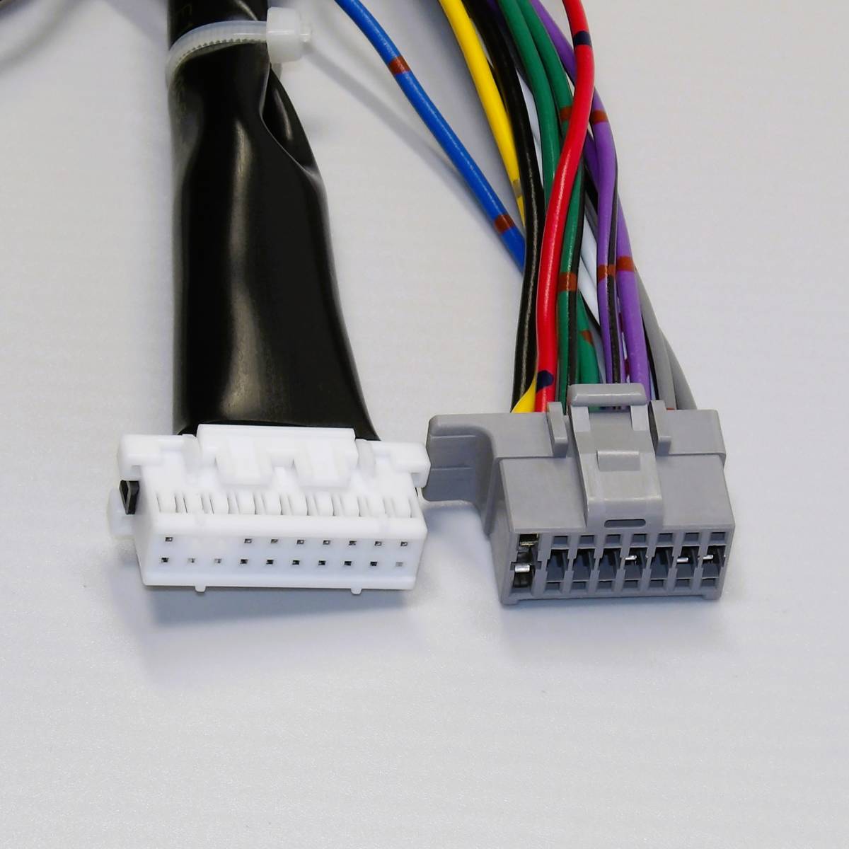 【新品】CN-R301ZA/CN-R301WZA/CN-R302ZA/CN-R302WZA スズキ純正ナビ 専用接続ハーネス【パナソニック純正部品】_画像3