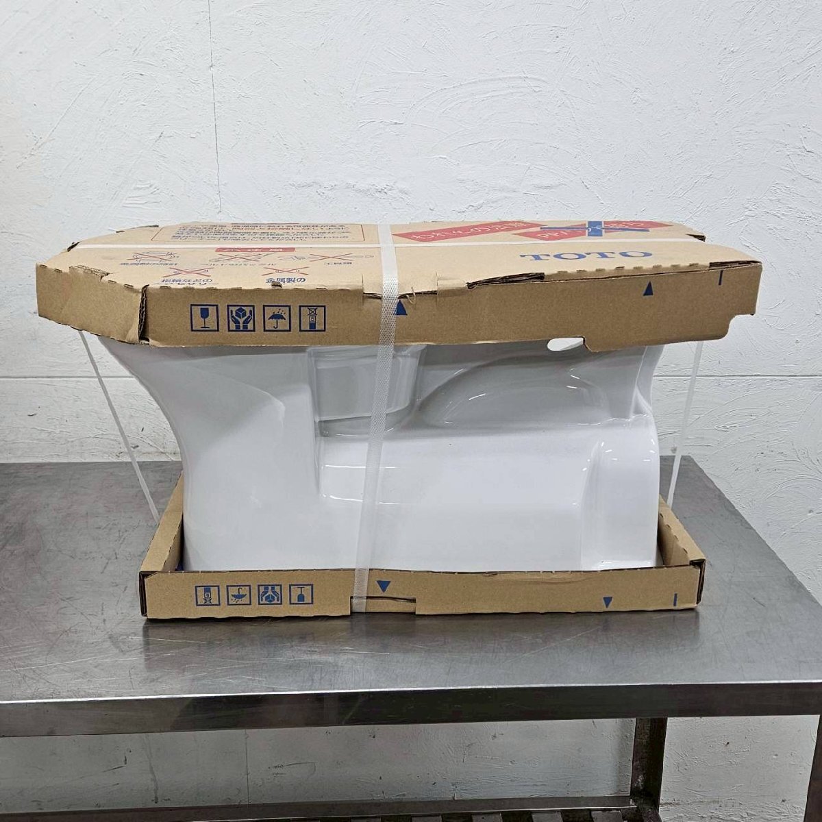 TOTO ウォシュレット一体型便器 ZJ1 CES9151【CS348B +TCF9151】＃NW1 ホワイト トイレ /D2564_画像5