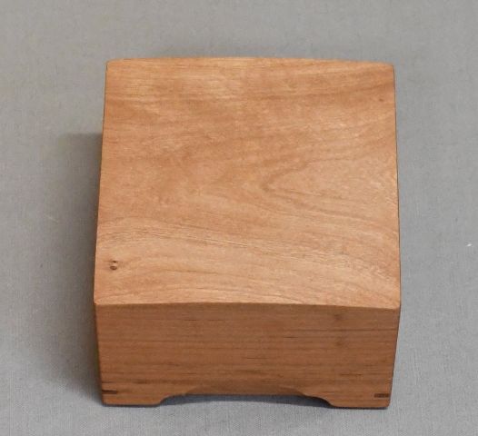 山桜（本桜）材の駒箱　四隅落し　新品 化粧箱付き_画像3