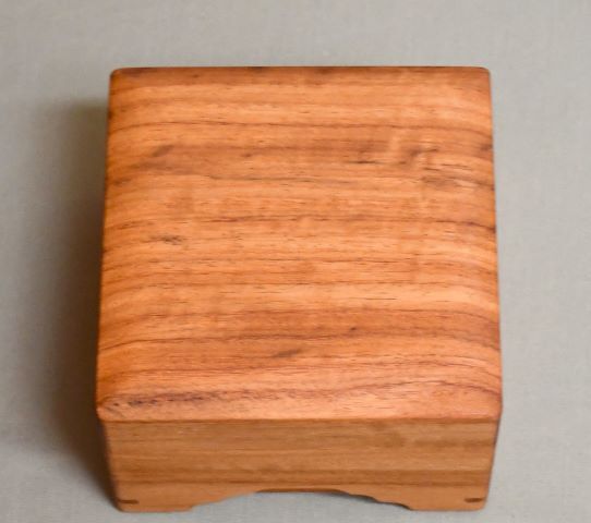 花梨の駒箱、四面落ち。新品化粧箱付き_画像3