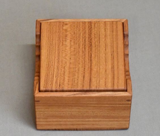 欅柾杢の駒箱　四隅落し　新品　化粧箱付き。_画像10