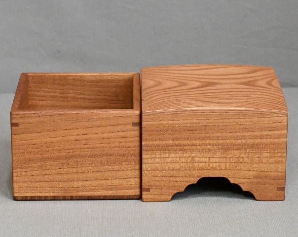 欅中杢の駒箱、四隅落し。新品.。化粧箱付き。_画像8