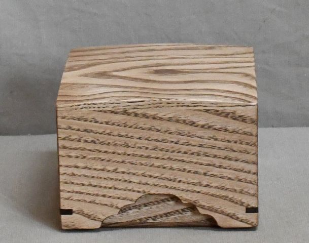 栗材の駒箱　四隅落し　新品　化粧箱付き_画像2