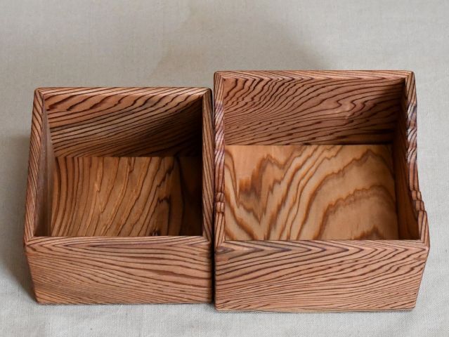 徳島県産木頭杉良杢の駒箱、四隅落し。新品。化粧箱付き_画像9