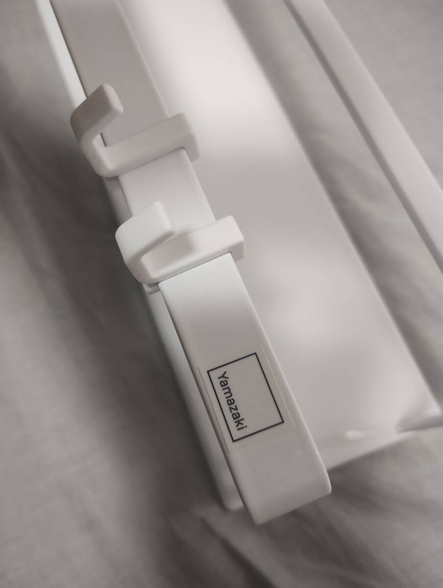 山崎実業(Yamazaki) マグネット式/バス浴室ラック/ワイド/白ホワイト/約W28XD9.5XH8cm/フック2個付きTowerタワー4237_画像6