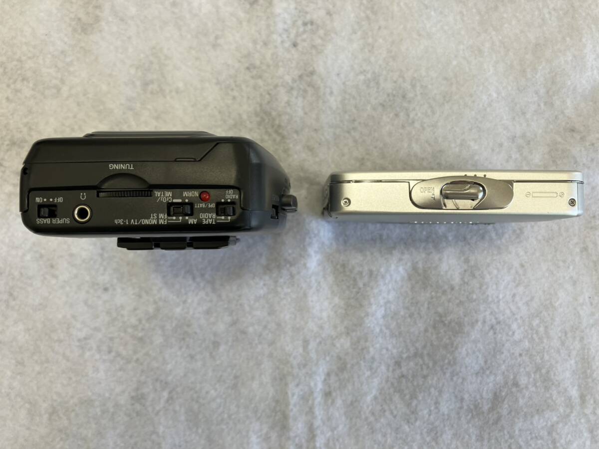 #2125A aiwa アイワ チューナー付き ラジオ RS250 Panasinic パナソニック カセットプレーヤ RQ-SX11 中古品 _画像3