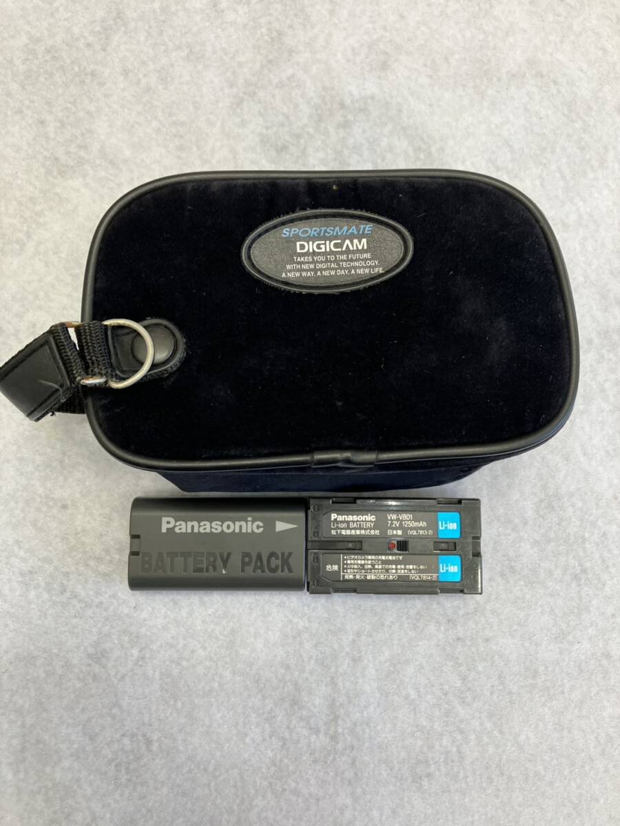 #2237　Panasonic　パナソニック　デジタル　ビデオカメラ　DIGICAM　NV－DS5　中古品　ジャンク品_画像2