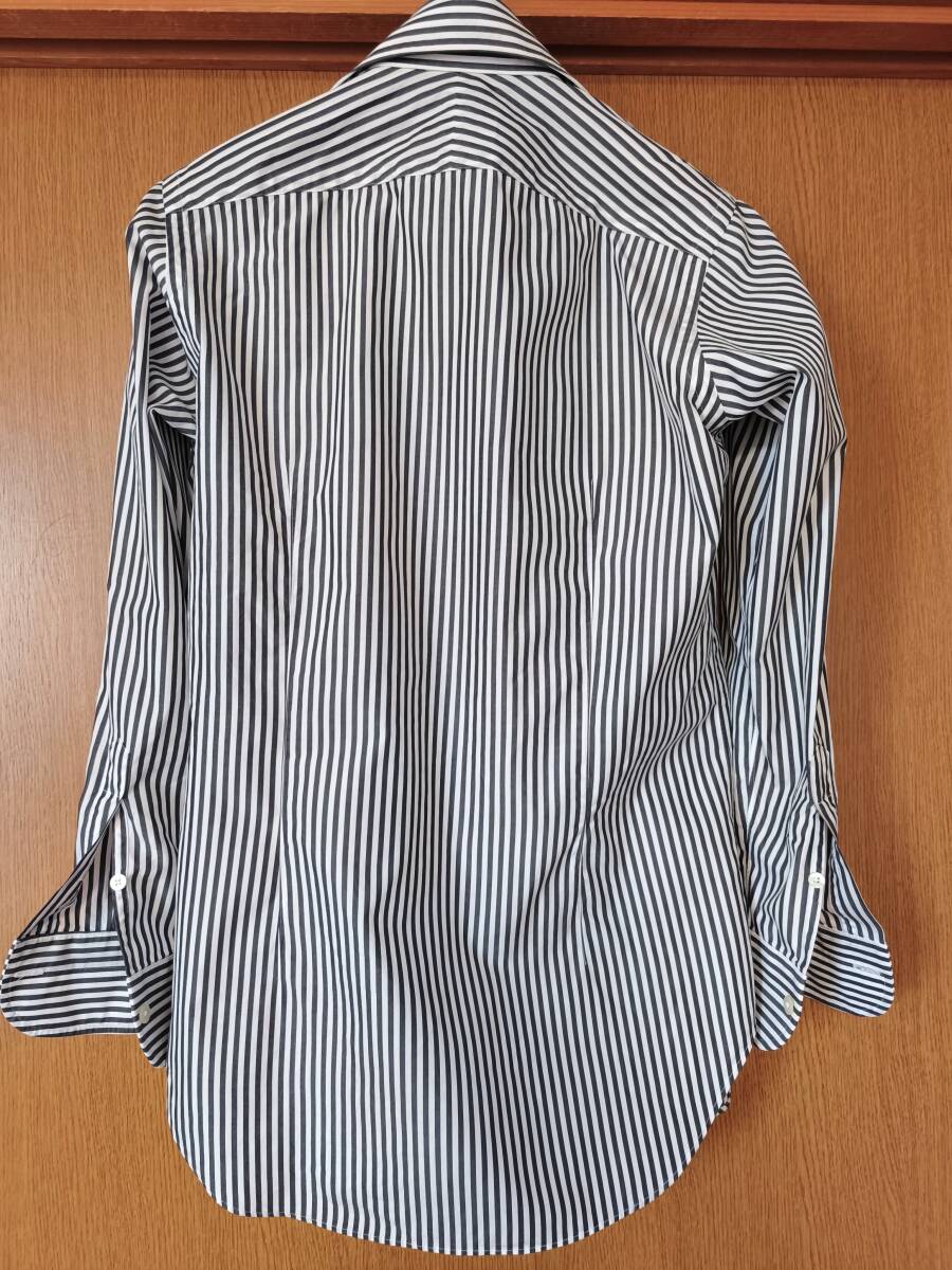 トゥモローランドPILGRIM　黒×白ストライプシャツ_画像2