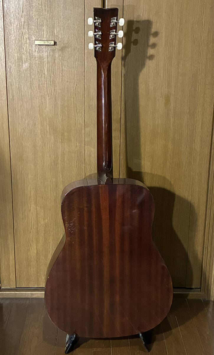 ★ジャパンビンテージの鳴り　美品！ヤマハFG140赤ラベル　弦高調整済み　試聴動画有ります♪OPロケットケース有★_画像4