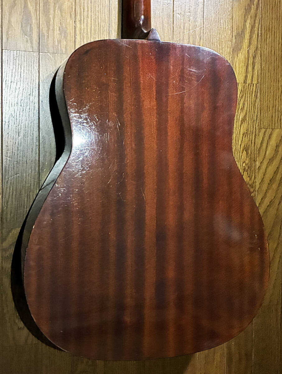 ★ジャパンビンテージの鳴り　美品！ヤマハFG140赤ラベル　弦高調整済み　試聴動画有ります♪OPロケットケース有★_画像6