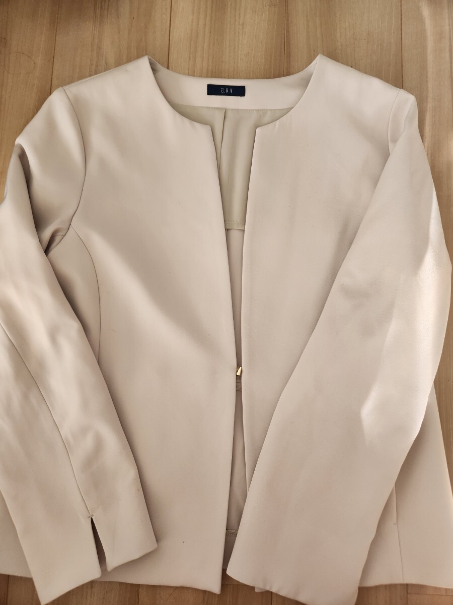 【スーツ・XL】ノーカラージャケット・プリーツスカート2点セット（一回着用） _画像2