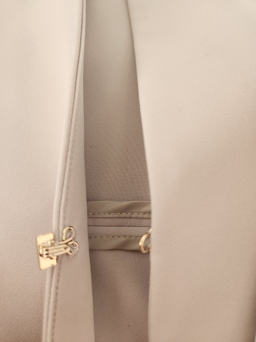 【スーツ・XL】ノーカラージャケット・プリーツスカート2点セット（一回着用） _画像3