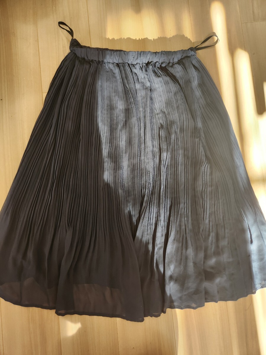 【スーツ・XL】ノーカラージャケット・プリーツスカート2点セット（一回着用） _画像6