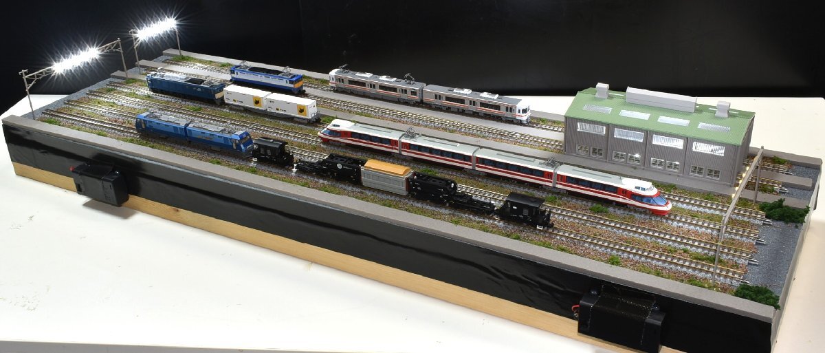 【SAZAN】鉄道ジオラマ展示台【※照明付き】6線路:複線機関庫+4線ヤード灯の照明付き(他の商品と同梱不可)※90x30cm★69_画像5