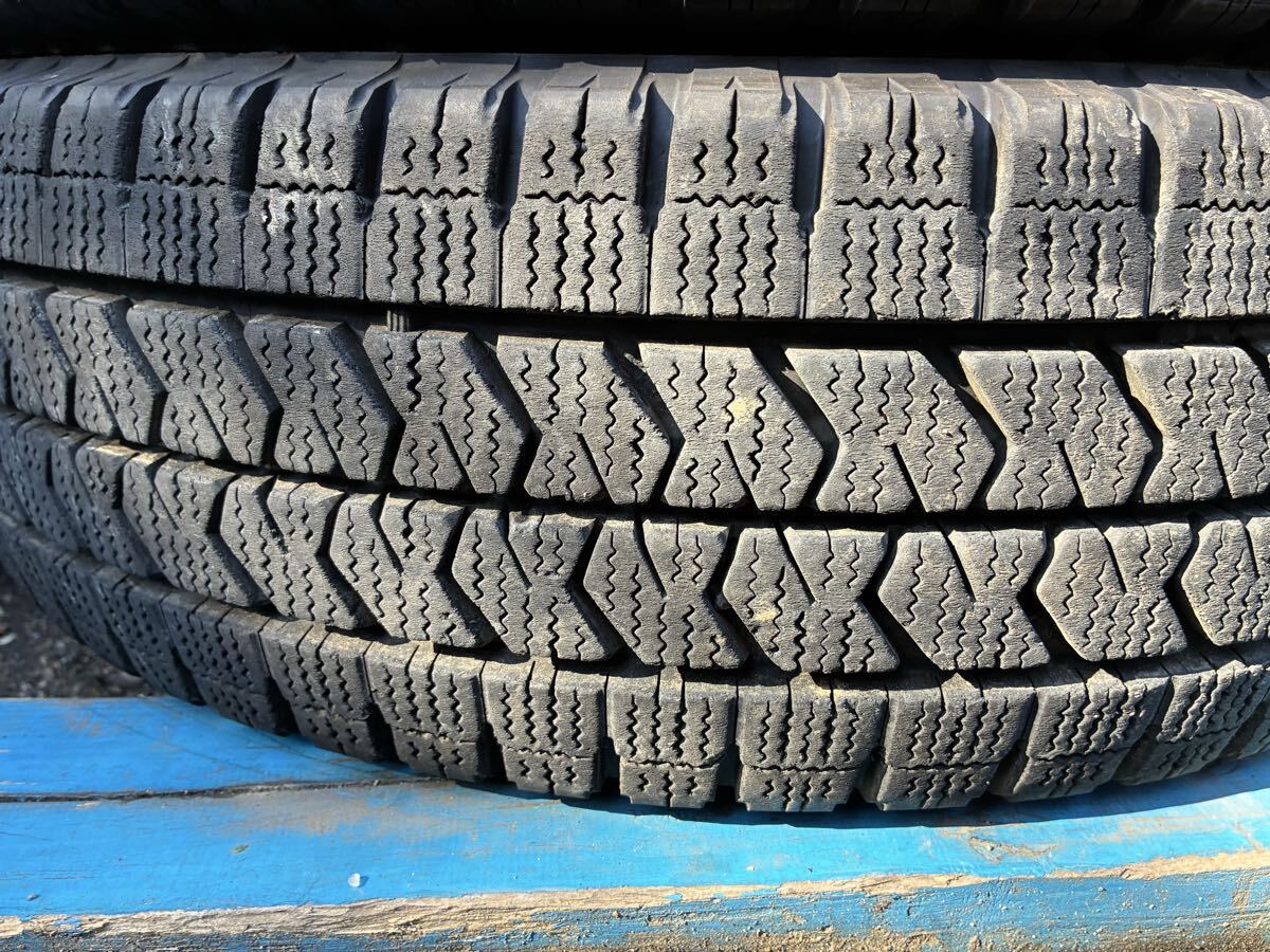 ☆2023年製 超バリ山 ブリヂストン スタッドレス ブリザックW989 205/75R16 113/111LT 6本セット ⑩_画像7