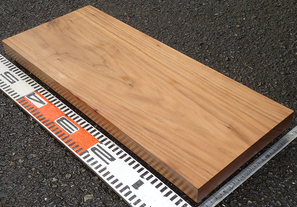 ブラックウォルナット、黒茶色、杢目が美しい！加工済板。長さ54cm幅22cm厚み3cm_画像1