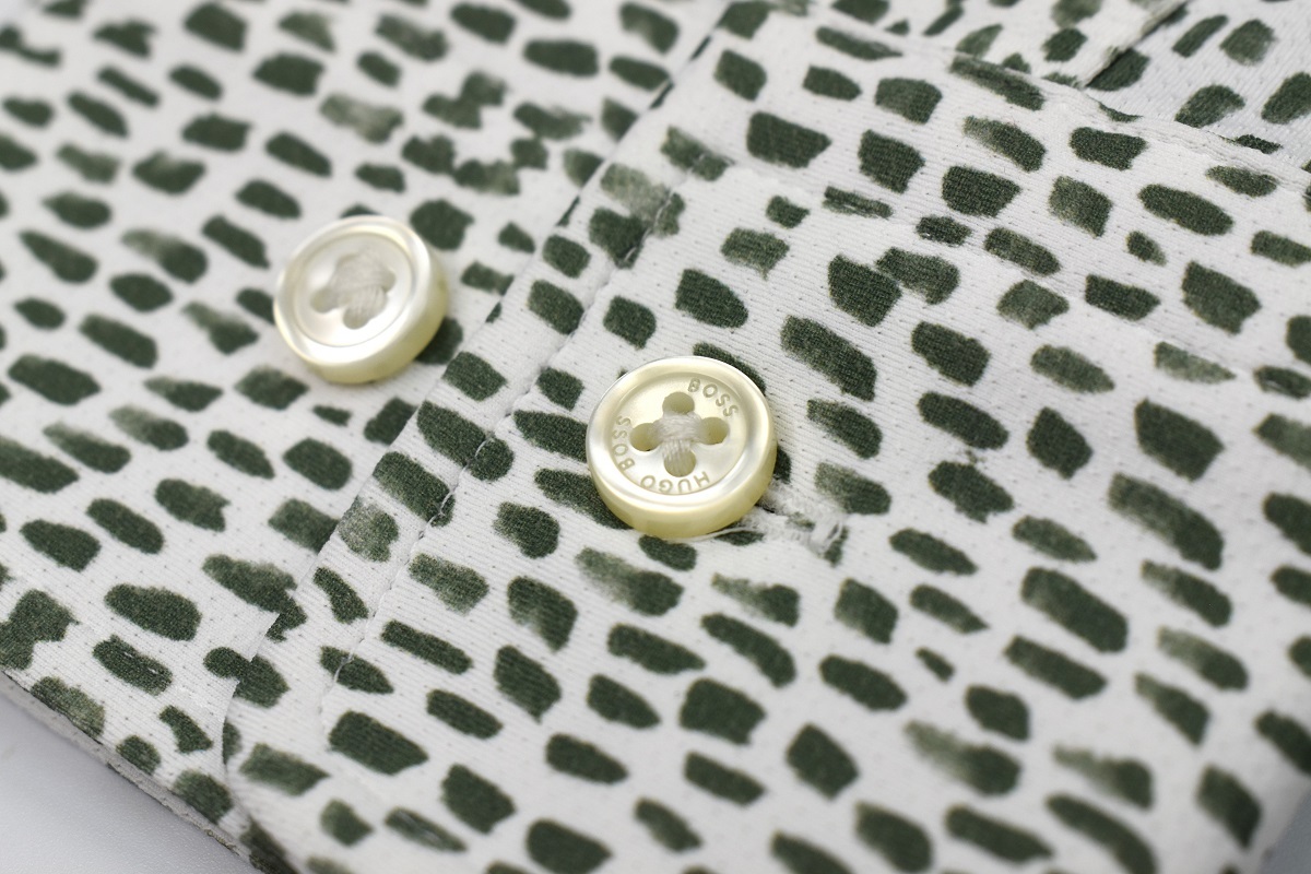 ヒューゴ・ボス】しっとり肌触り スリムフィットストレッチ シャツ_画像4