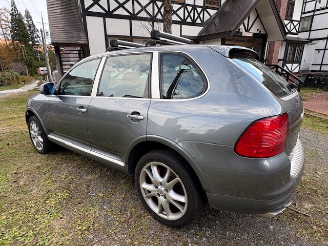 2004y ポルシェ カイエンターボ　テックアートフロントスポイラー_画像5