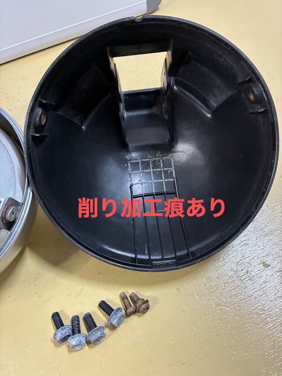 301 ヤマハ VOX【SA31J】 ヘッドライト　レンズくすみ劣化あり　バルブLED 側面ネジ穴非対称　側面ネジ錆強 非正規ネジ_画像8