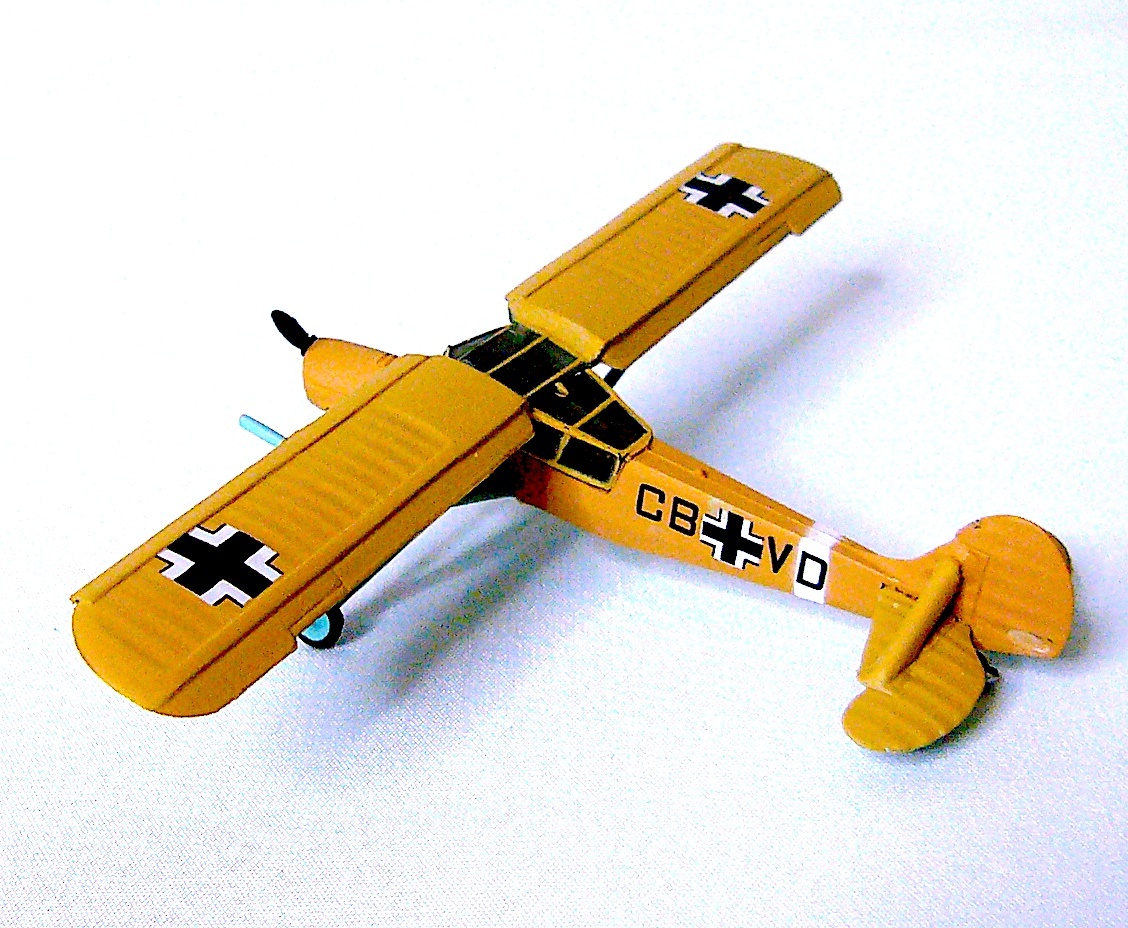 タカラ/MYKデザイン 1/144 フィーゼラー シュトルヒ ワールド タンク ミュージアム 塗装済み完成品/デカール 4個 まとめ売り 未使用_画像5