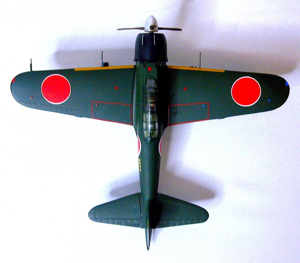 Witty 1/72 三菱A6M5 零式艦上戦闘機 52型 （第302航空隊 赤松貞明少尉搭乗機 ヨD-126） メタルダイキャスト 塗装済み完成品 箱なし_画像9