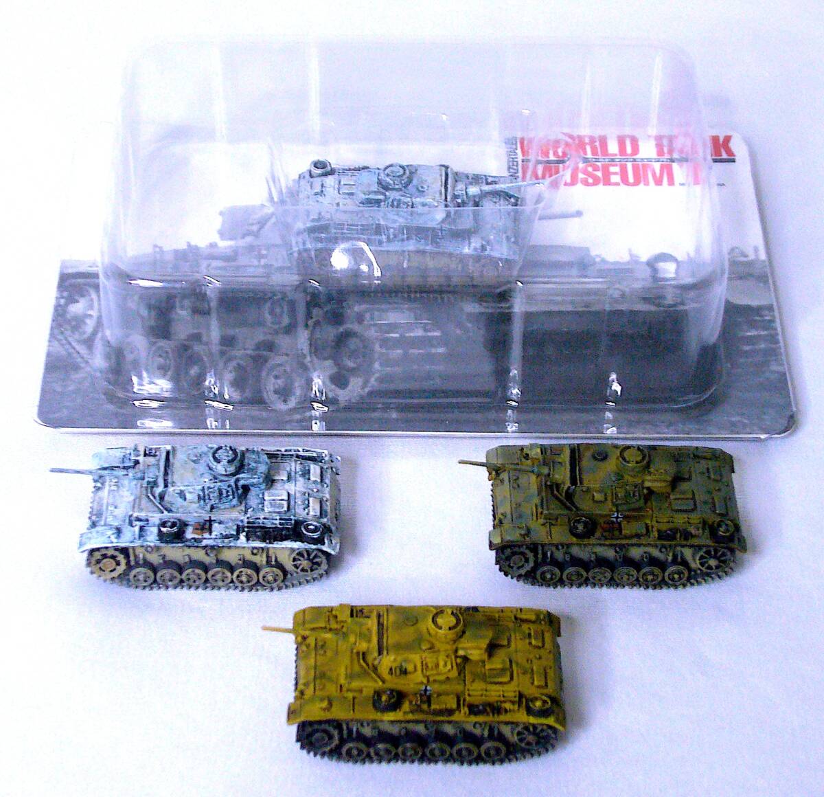 タカラ 1/144 ワールド タンク ミュージアム 07 塗装済み完成品 12種15個 まとめ売り 未組立/組立済_画像2