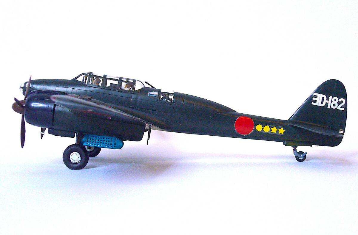 フジミ/ハセガワ 1/72 中島 J1N1-S 月光11型前期型 & 空技廠 P1Y1-S 銀河11型 夜間戦闘機 プラモデル 塗装済み完成品 2個まとめ売り 箱なし_画像2