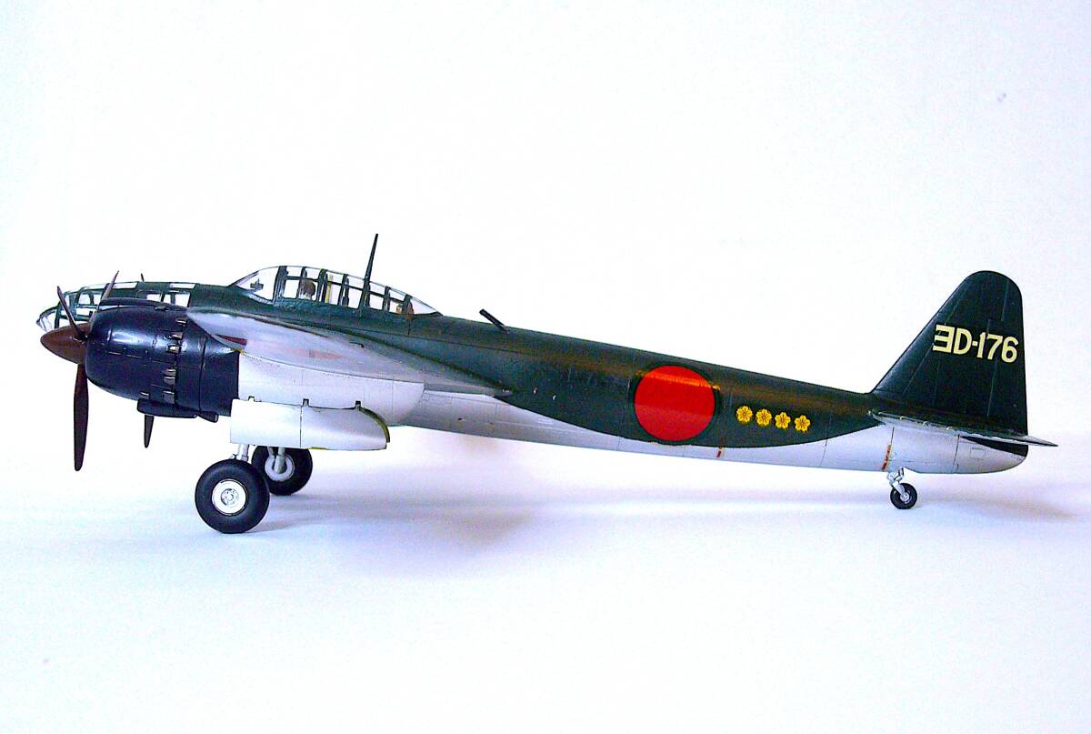 フジミ/ハセガワ 1/72 中島 J1N1-S 月光11型前期型 & 空技廠 P1Y1-S 銀河11型 夜間戦闘機 プラモデル 塗装済み完成品 2個まとめ売り 箱なし_画像6
