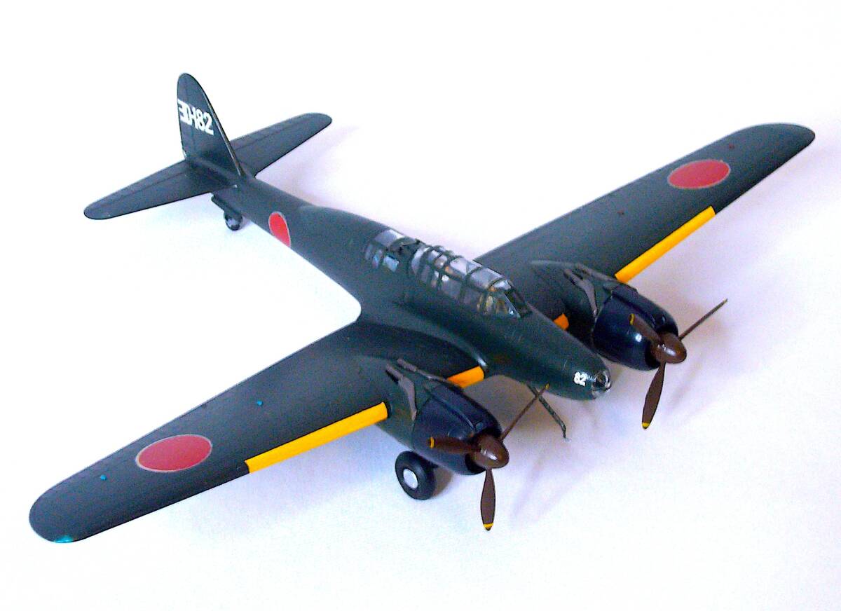 フジミ/ハセガワ 1/72 中島 J1N1-S 月光11型前期型 & 空技廠 P1Y1-S 銀河11型 夜間戦闘機 プラモデル 塗装済み完成品 2個まとめ売り 箱なし_画像3