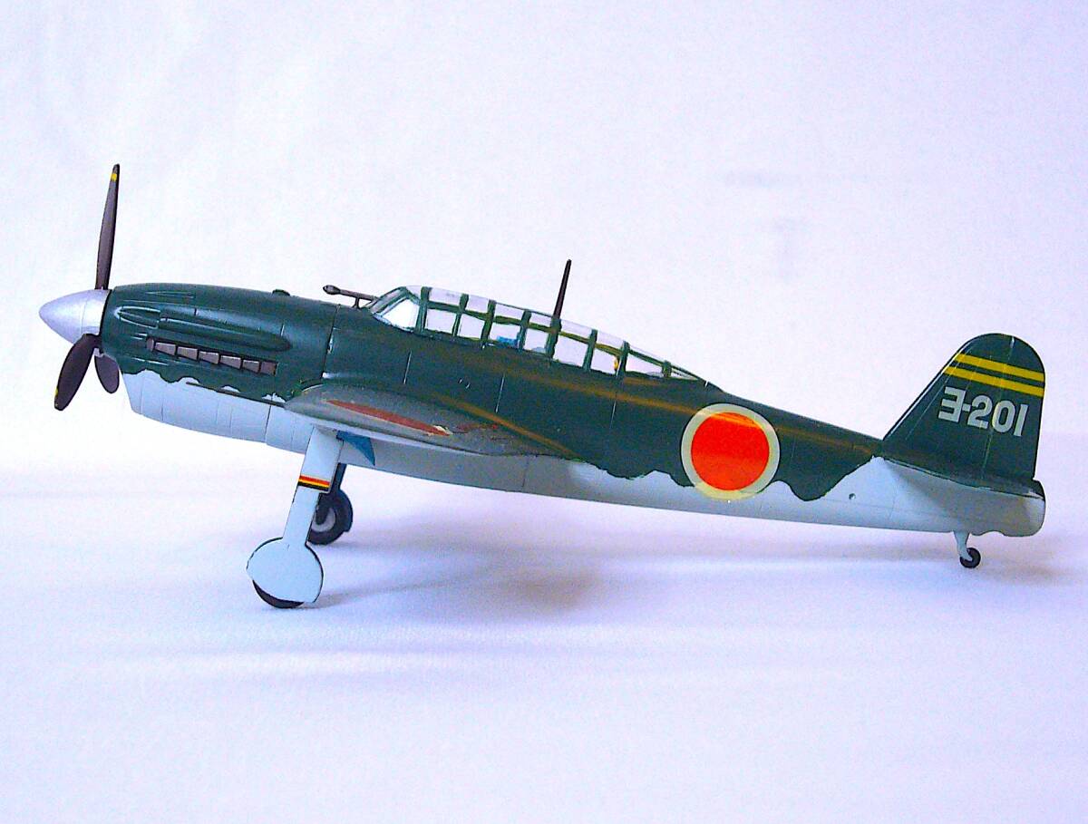 フジミ/ハセガワ 1/72 川西 紫電改 21型 & 空技廠/愛知 彗星12型 横須賀海軍航空隊 プラモデル 塗装済み完成品 2個まとめ売り 箱なし_画像6