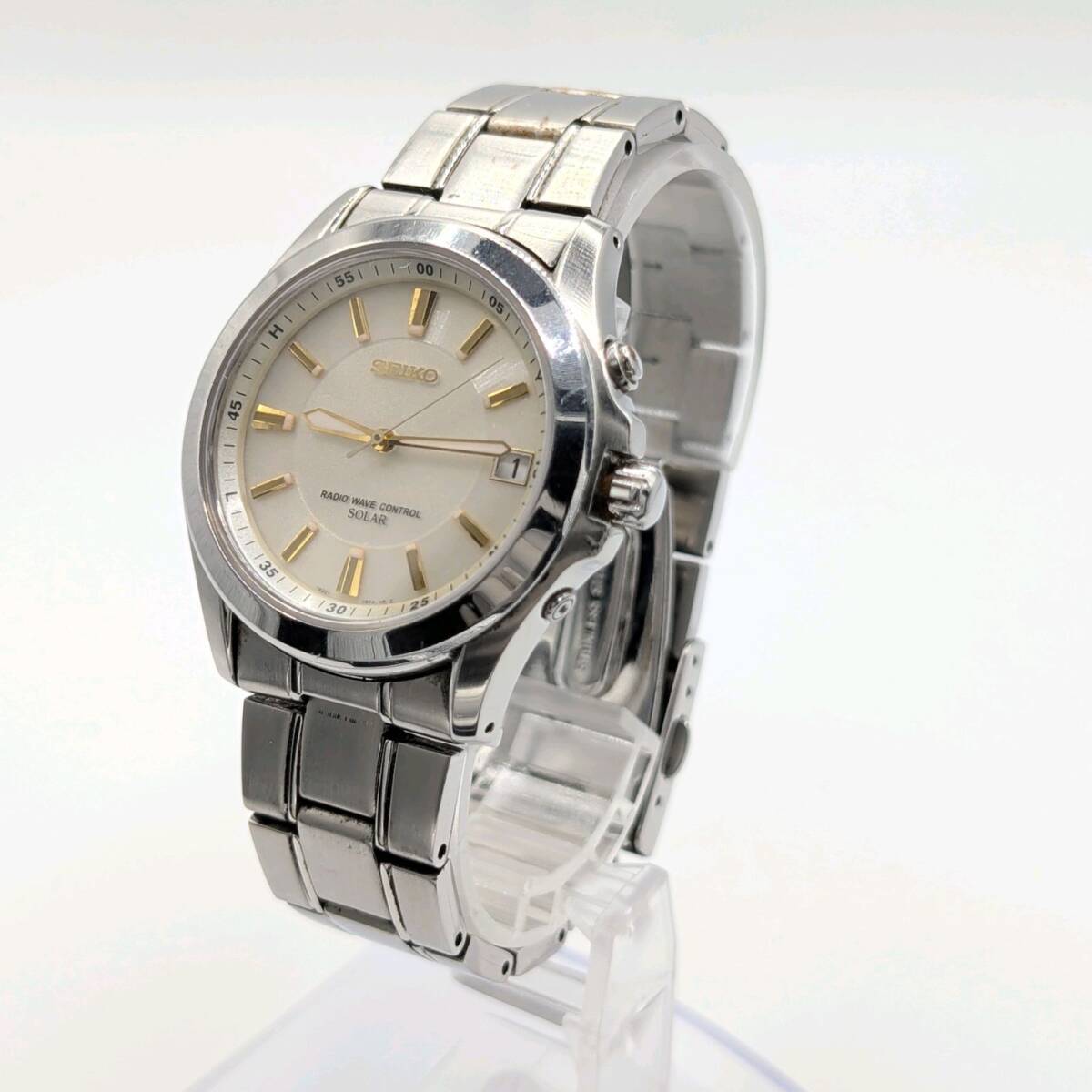 【良品】 SEIKO 7B22-0AY0 Watch Solar Men's セイコー 時計 ソーラー 電波ソーラー 電波時計 メンズ ラウンド シルバー ゴールド 稼働品_画像3