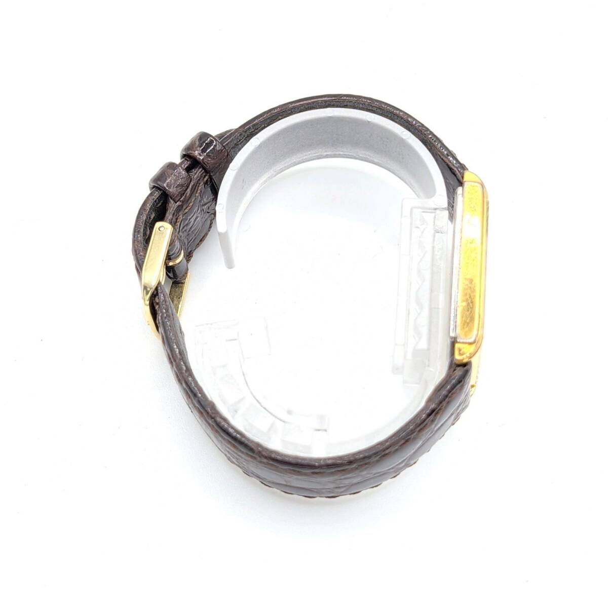 RADO Watch Quartz Rectangular Y2K ラド 時計 クオーツ メンズ レクタンギュラー スクエア ゴールド ゴールド文字盤 ヴィンテージ 稼働品_画像6