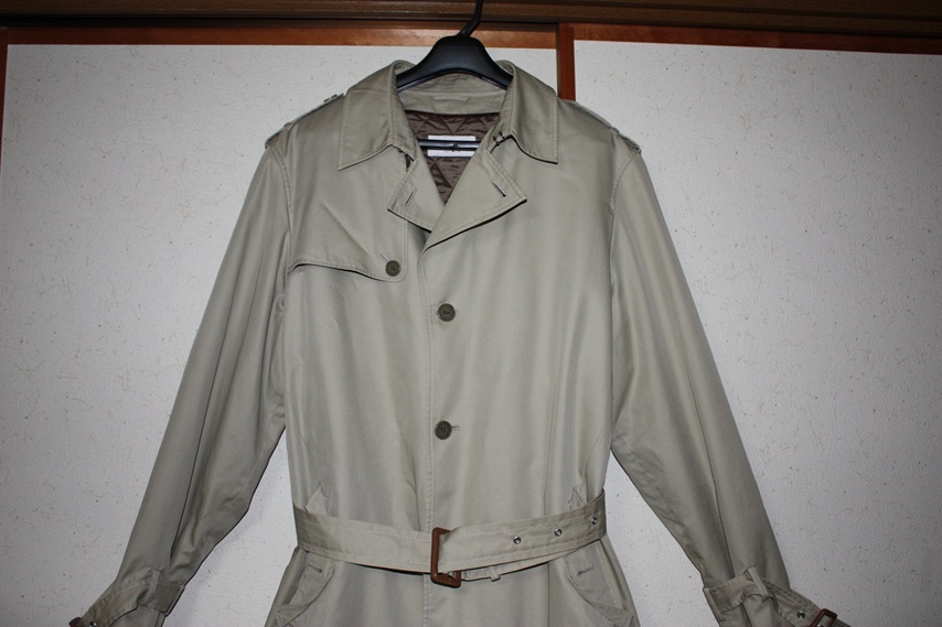 ★ 超美品　古着　D'URBAN　ダーバン　OPUS トレンチコート　男性用　ＸＬ以上　 ベージュ ★　_画像2