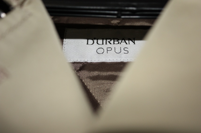 ★ 超美品　古着　D'URBAN　ダーバン　OPUS トレンチコート　男性用　ＸＬ以上　 ベージュ ★　_画像4