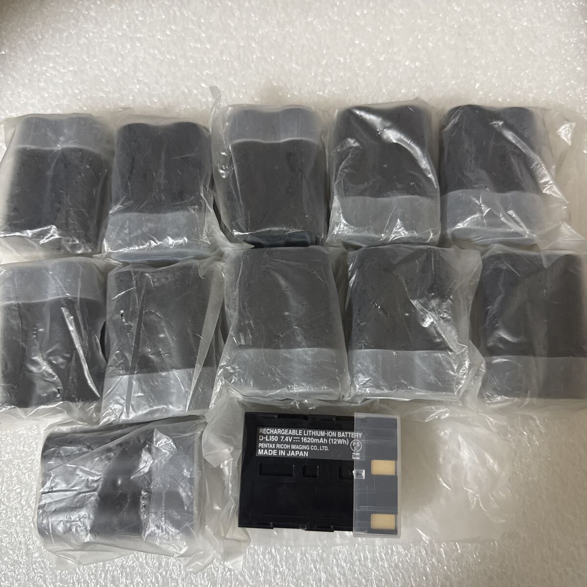 11個セット■未使用品■ペンタックス純正品■D-LI50■リチウムイオンバッテリー/電池パック PENTAX_画像1