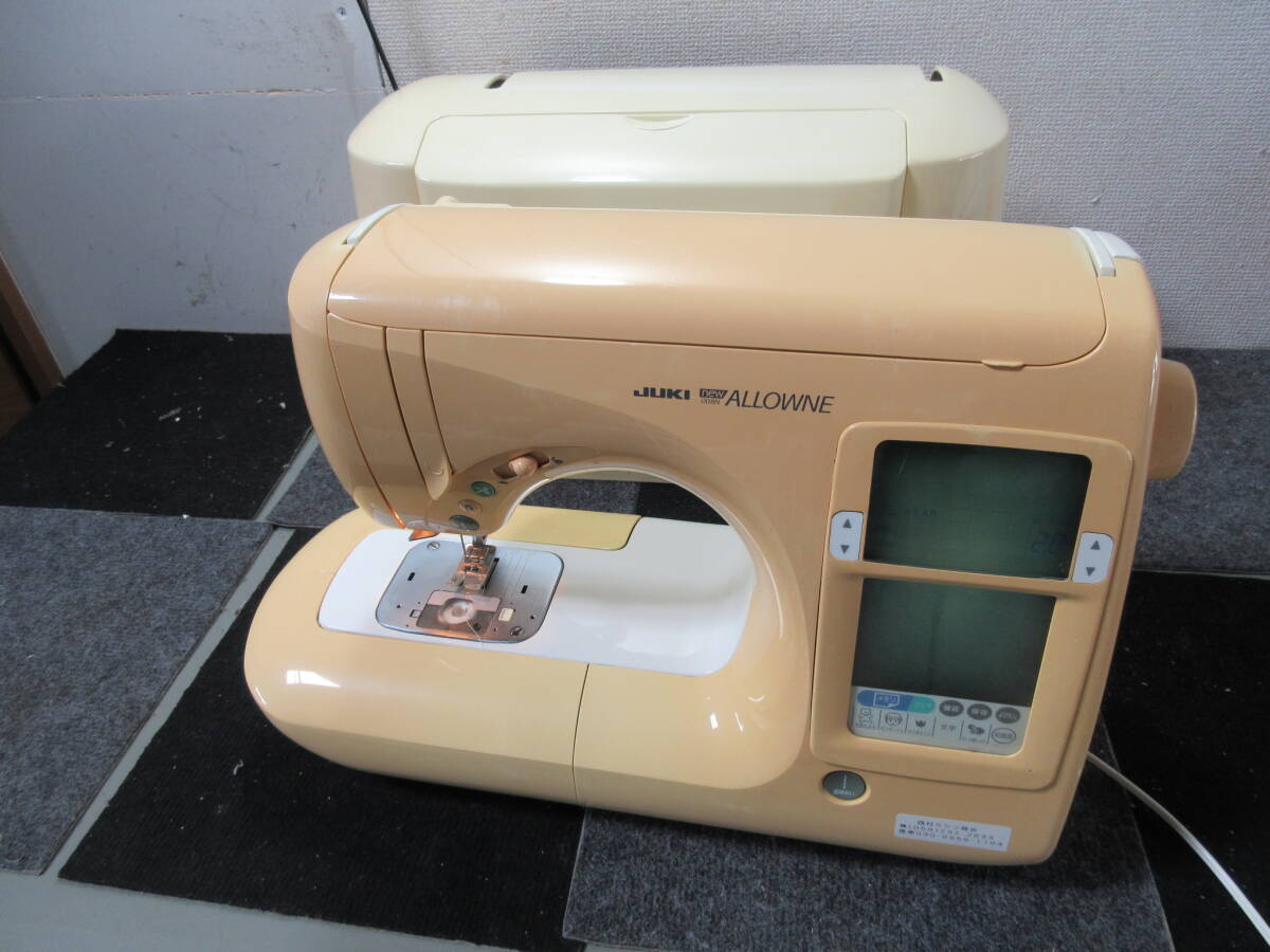 棚9・A1104 JUKI HZL-008N コンピュータ ミシン 現状品_画像1