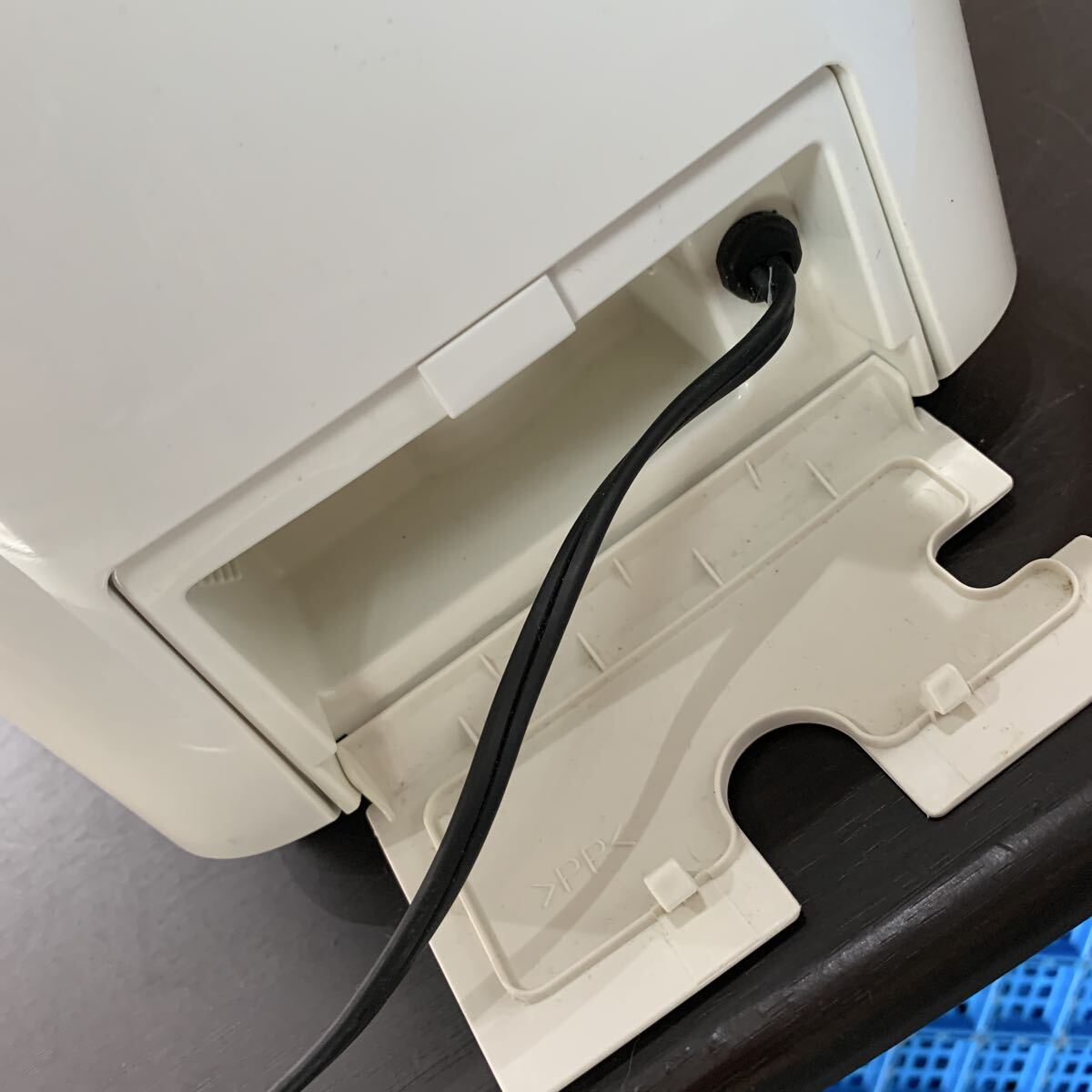 （FUK026） Panasonic パナソニック ホームベーカリー SD-BMS104 ホワイト 家庭用 パン焼き機 調理家電 2011年製　中古品_画像10