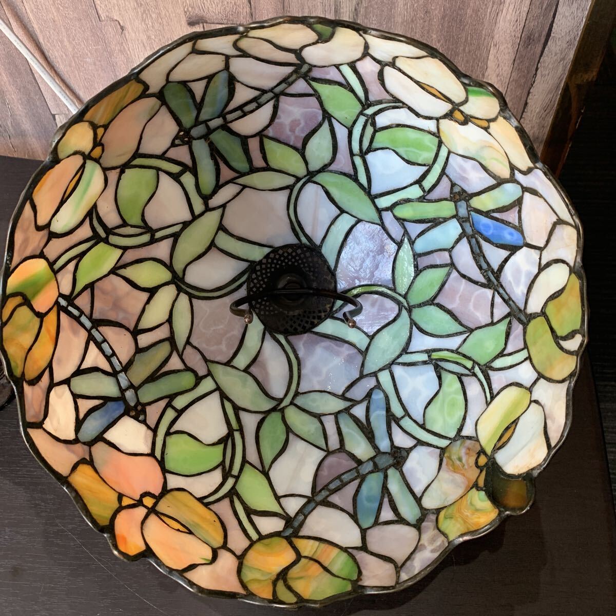 （FUK085） ステンドグラス風　スタンドライト テーブルランプ 卓上ランプ 照明 インテリア アンティーク風　中古品_画像6