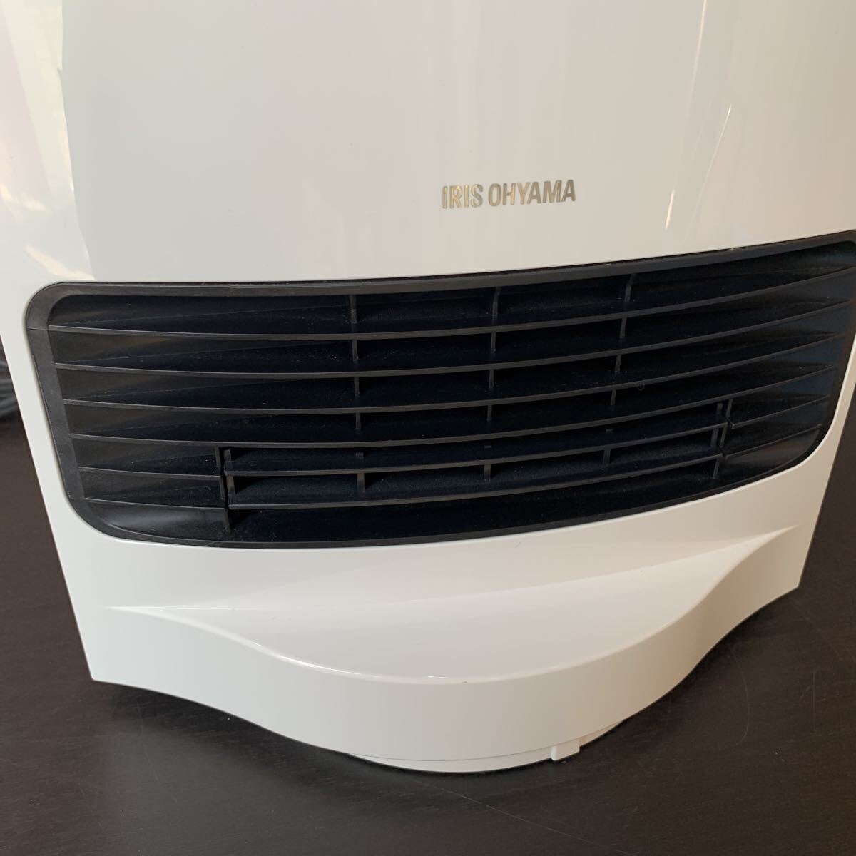 （FUK090） IRIS OHYAMA アイリスオーヤマ 大風量首振りセラミックファンヒーター　KJCH-12TDSW1-W 2021年製　ホワイト　中古品_画像4
