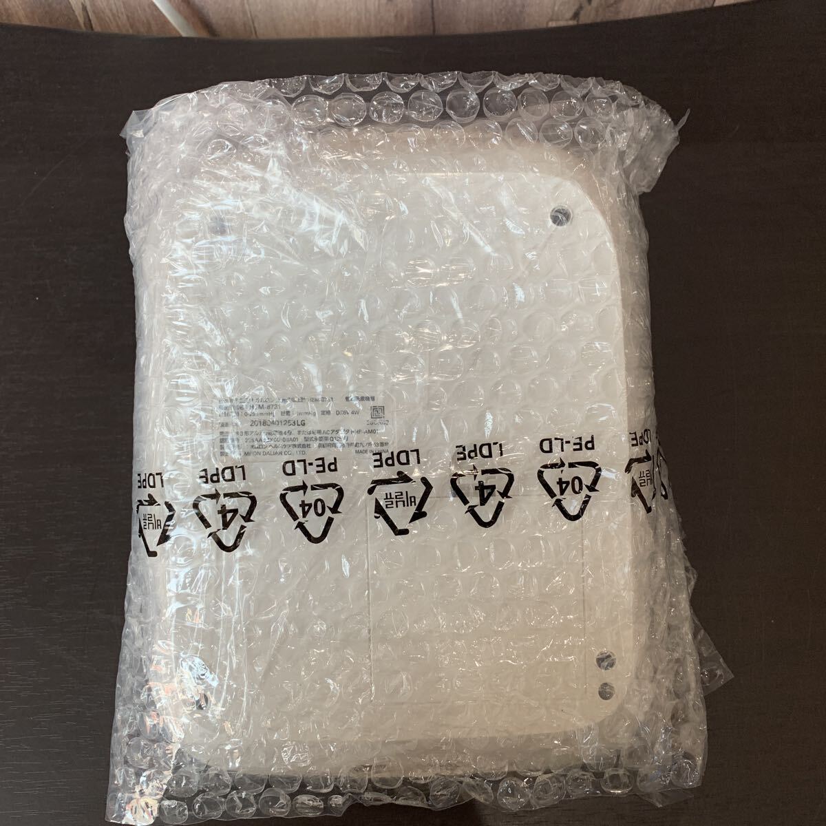 (FUK091) ☆未使用品☆ OMRON オムロン 上腕式血圧計 HEM-8731 健康器具 年式不明 箱入り 中古品_画像7