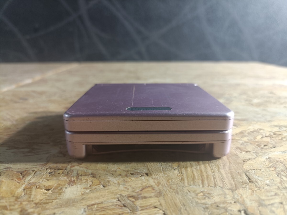 (UK080)【ジャンク品】Nintendo ゲームボーイアドバンスSP AGS-001 パールピンク 本体のみ GBASP GAMEBOY ADVANCE 任天堂 現状品_画像6