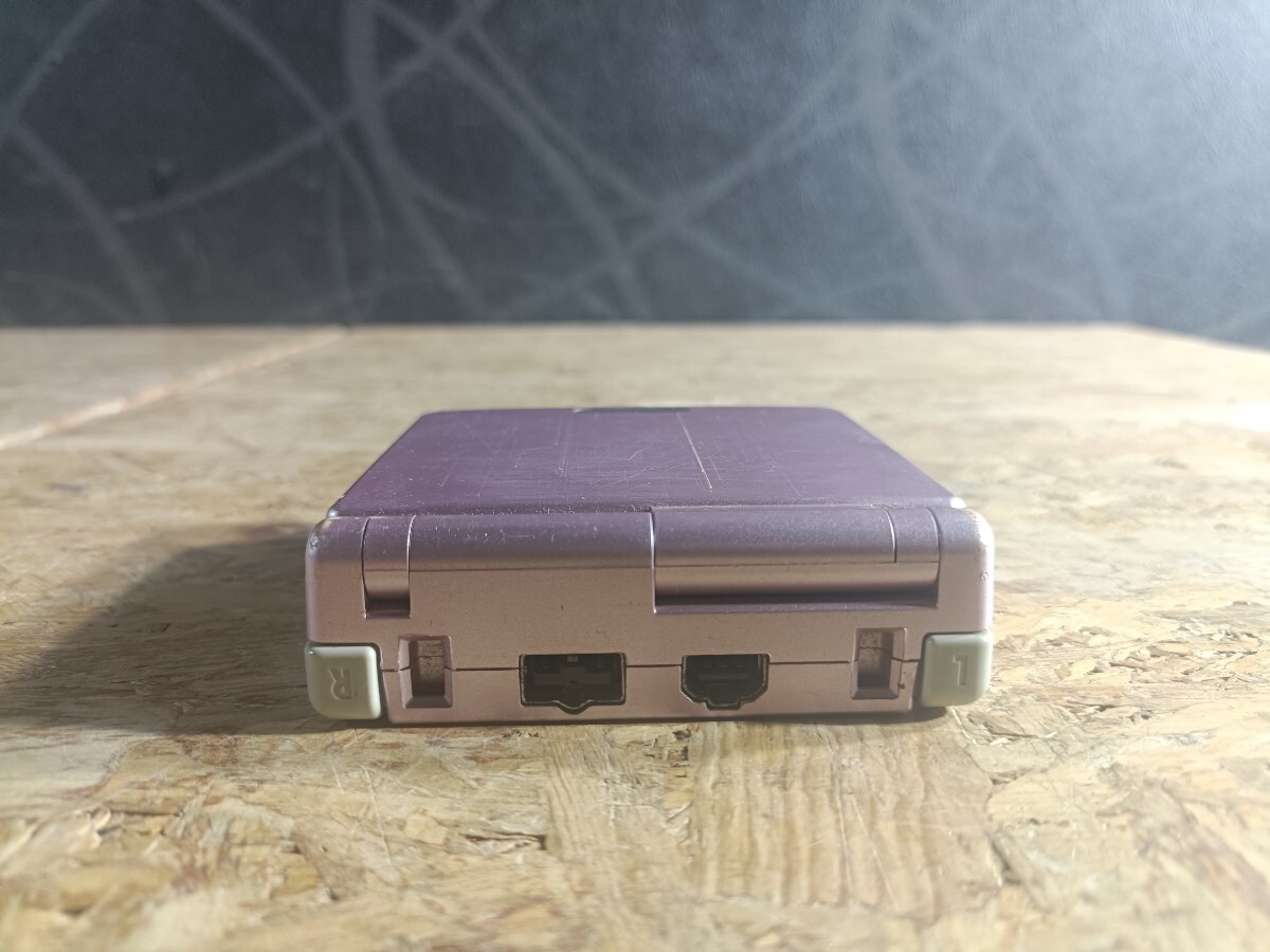 (UK080)【ジャンク品】Nintendo ゲームボーイアドバンスSP AGS-001 パールピンク 本体のみ GBASP GAMEBOY ADVANCE 任天堂 現状品_画像8