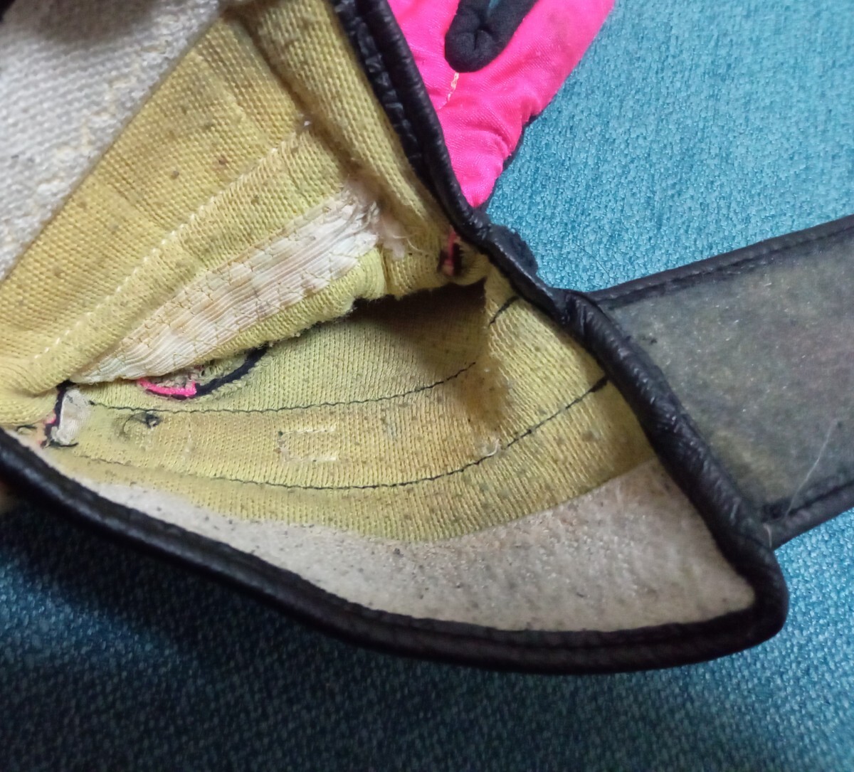 4586 磯部誠　グローブ　手袋　選手番号刺繍入り　直筆サイン入り　ボートレース　競艇　アルテ㈱_画像9